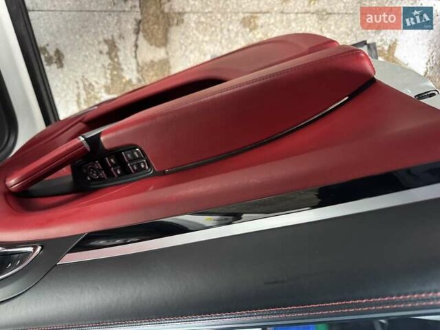 Білий Порше Cayenne, об'ємом двигуна 3 л та пробігом 193 тис. км за 26700 $, фото 108 на Automoto.ua