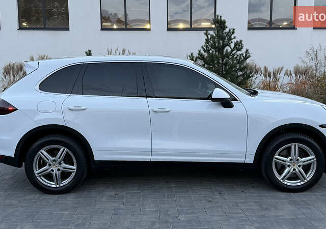 Порше Cayenne 2014 у Луцьку на Automoto.ua Білий Порше Cayenne, об'ємом двигуна 3 л та пробігом 187 тис. км за 22400 $, фото 16 на Automoto.ua