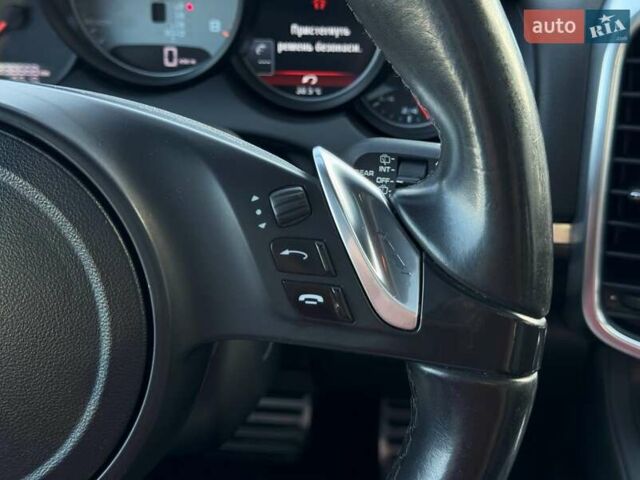 Белый Порше Каен, объемом двигателя 3 л и пробегом 238 тыс. км за 24500 $, фото 21 на Automoto.ua