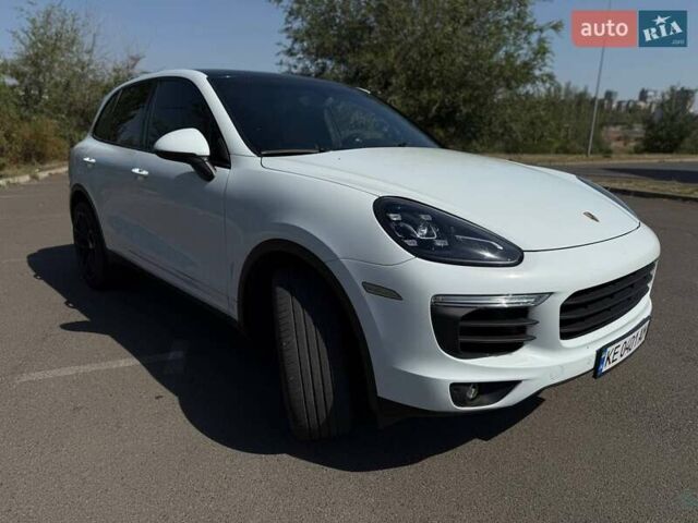 Білий Порше Cayenne, об'ємом двигуна 3.6 л та пробігом 126 тис. км за 31500 $, фото 10 на Automoto.ua