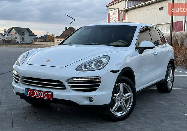 Порше Cayenne 2014 у Луцьку на Automoto.ua Білий Порше Cayenne, об'ємом двигуна 3 л та пробігом 187 тис. км за 22400 $, фото 12 на Automoto.ua