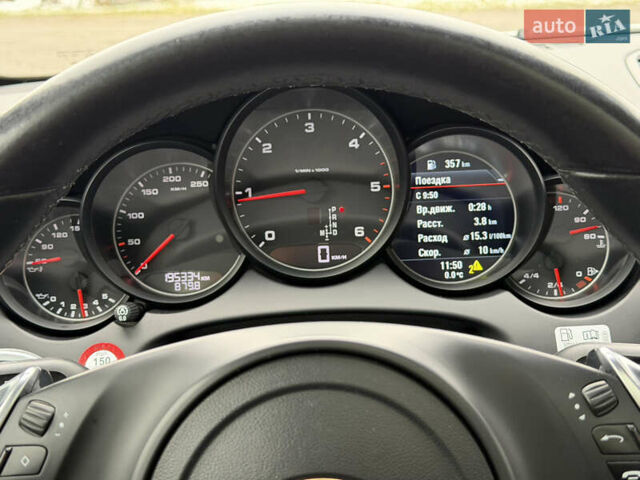 Белый Порше Каен, объемом двигателя 3 л и пробегом 195 тыс. км за 28700 $, фото 14 на Automoto.ua