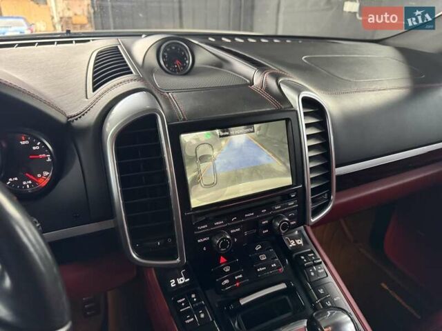 Білий Порше Cayenne, об'ємом двигуна 3 л та пробігом 193 тис. км за 26700 $, фото 94 на Automoto.ua