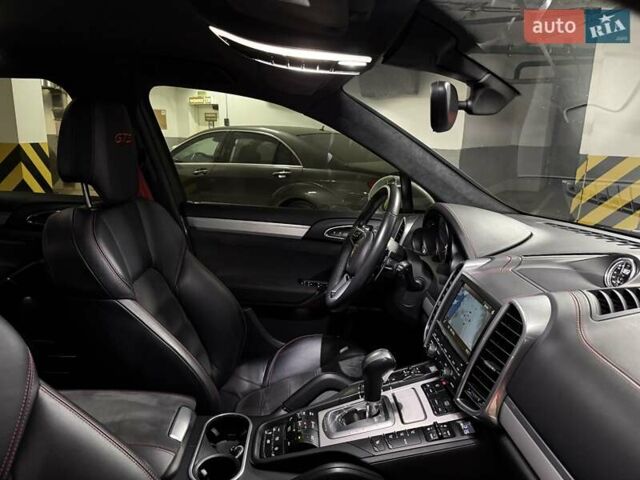 Білий Порше Cayenne, об'ємом двигуна 3.6 л та пробігом 139 тис. км за 29999 $, фото 72 на Automoto.ua