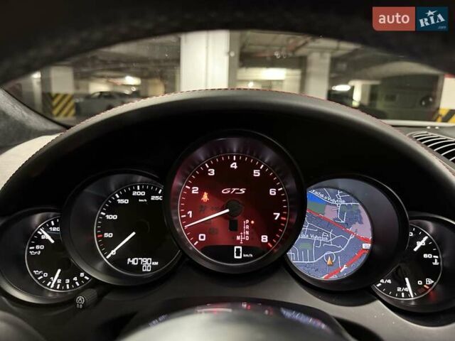 Білий Порше Cayenne, об'ємом двигуна 3.6 л та пробігом 139 тис. км за 29999 $, фото 38 на Automoto.ua