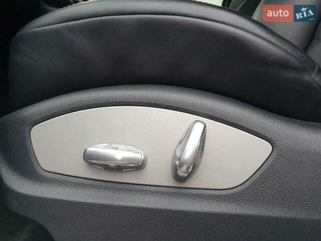 Белый Порше Каен, объемом двигателя 3.6 л и пробегом 143 тыс. км за 39999 $, фото 54 на Automoto.ua