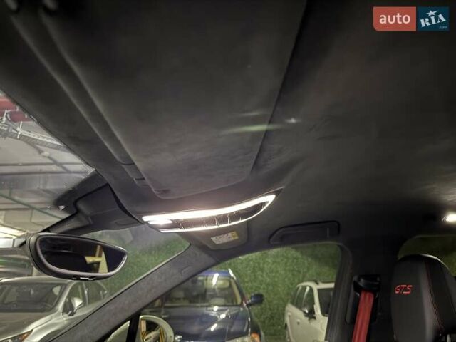 Білий Порше Cayenne, об'ємом двигуна 3.6 л та пробігом 139 тис. км за 29999 $, фото 29 на Automoto.ua