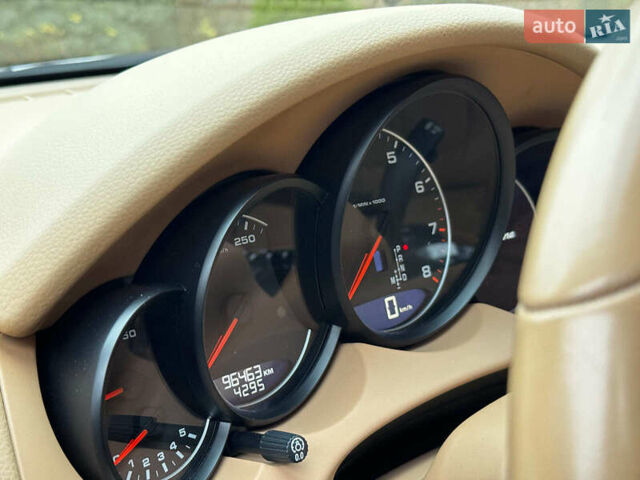 Белый Порше Каен, объемом двигателя 3.6 л и пробегом 96 тыс. км за 39690 $, фото 18 на Automoto.ua