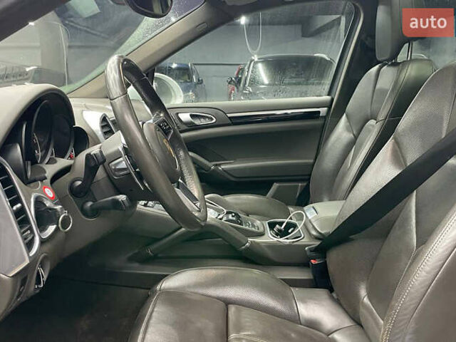 Білий Порше Cayenne, об'ємом двигуна 3.6 л та пробігом 152 тис. км за 28700 $, фото 6 на Automoto.ua
