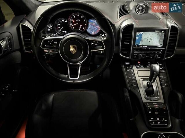 Білий Порше Cayenne, об'ємом двигуна 3.6 л та пробігом 139 тис. км за 29999 $, фото 34 на Automoto.ua
