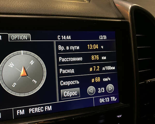 Белый Порше Каен, объемом двигателя 2.97 л и пробегом 180 тыс. км за 32000 $, фото 31 на Automoto.ua