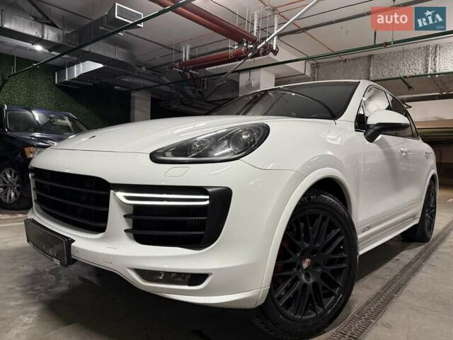 Білий Порше Cayenne, об'ємом двигуна 3.6 л та пробігом 139 тис. км за 29999 $, фото 1 на Automoto.ua