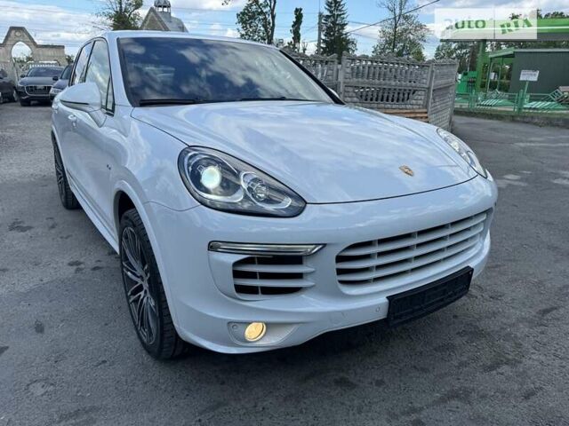 Білий Порше Cayenne, об'ємом двигуна 2.97 л та пробігом 184 тис. км за 41900 $, фото 52 на Automoto.ua