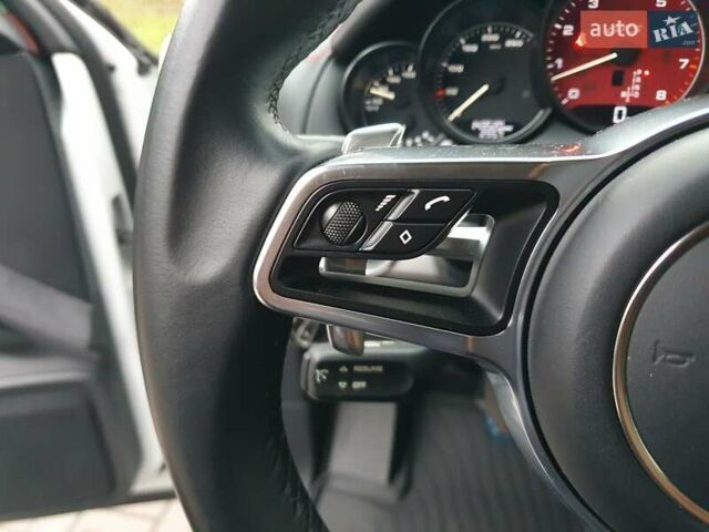 Белый Порше Каен, объемом двигателя 3.6 л и пробегом 143 тыс. км за 39999 $, фото 50 на Automoto.ua