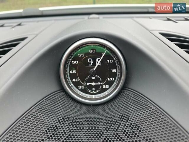 Белый Порше Каен, объемом двигателя 3.6 л и пробегом 143 тыс. км за 39999 $, фото 47 на Automoto.ua