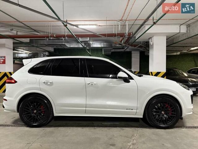 Білий Порше Cayenne, об'ємом двигуна 3.6 л та пробігом 139 тис. км за 29999 $, фото 11 на Automoto.ua