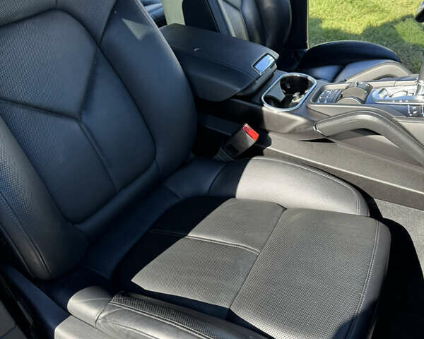 Білий Порше Cayenne, об'ємом двигуна 2.99 л та пробігом 151 тис. км за 31500 $, фото 4 на Automoto.ua