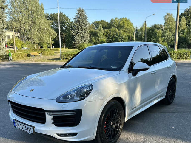 Білий Порше Cayenne, об'ємом двигуна 3.6 л та пробігом 132 тис. км за 34500 $, фото 1 на Automoto.ua