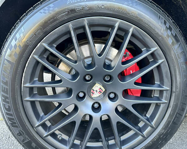 Білий Порше Cayenne, об'ємом двигуна 3.6 л та пробігом 132 тис. км за 34500 $, фото 31 на Automoto.ua