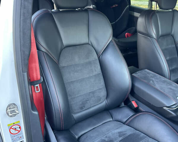 Білий Порше Cayenne, об'ємом двигуна 3.6 л та пробігом 132 тис. км за 34500 $, фото 22 на Automoto.ua