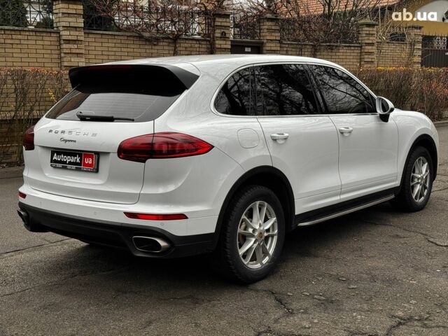 Білий Порше Cayenne, об'ємом двигуна 3.6 л та пробігом 96 тис. км за 39690 $, фото 7 на Automoto.ua