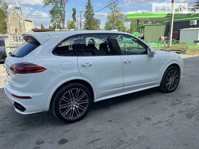 Білий Порше Cayenne, об'ємом двигуна 2.97 л та пробігом 184 тис. км за 41900 $, фото 29 на Automoto.ua