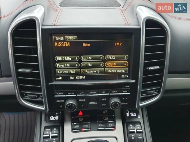 Белый Порше Каен, объемом двигателя 3.6 л и пробегом 143 тыс. км за 39999 $, фото 45 на Automoto.ua