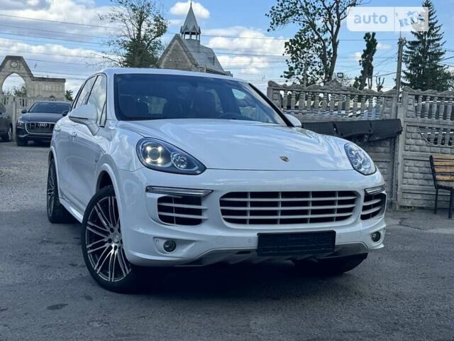 Білий Порше Cayenne, об'ємом двигуна 2.97 л та пробігом 184 тис. км за 41900 $, фото 130 на Automoto.ua