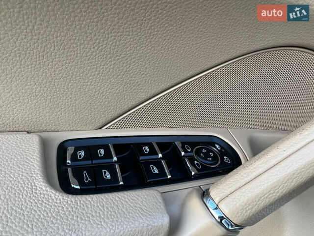 Білий Порше Cayenne, об'ємом двигуна 3.6 л та пробігом 68 тис. км за 27999 $, фото 14 на Automoto.ua