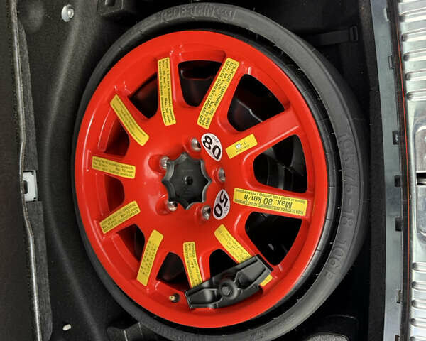 Белый Порше Каен, объемом двигателя 3.6 л и пробегом 70 тыс. км за 27000 $, фото 33 на Automoto.ua