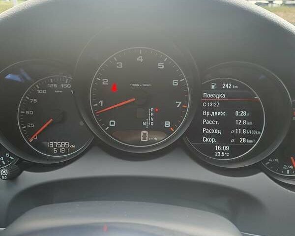 Белый Порше Каен, объемом двигателя 3.6 л и пробегом 139 тыс. км за 26900 $, фото 13 на Automoto.ua