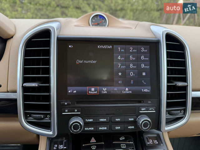 Белый Порше Каен, объемом двигателя 3.6 л и пробегом 70 тыс. км за 27000 $, фото 37 на Automoto.ua