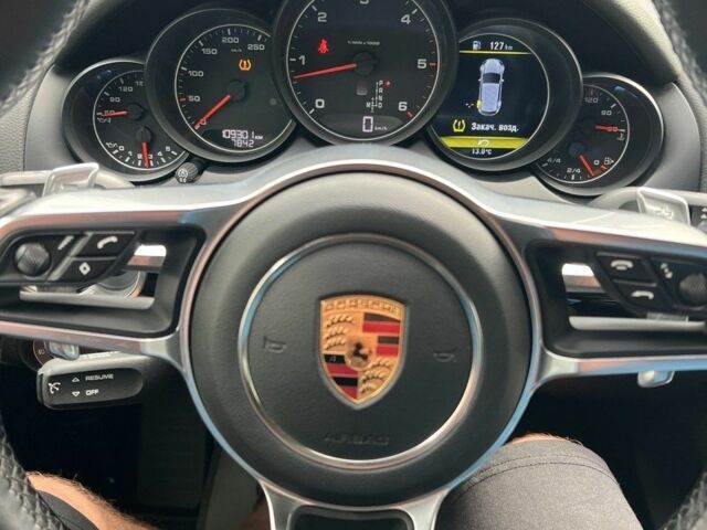 Білий Порше Cayenne, об'ємом двигуна 3 л та пробігом 104 тис. км за 35352 $, фото 11 на Automoto.ua