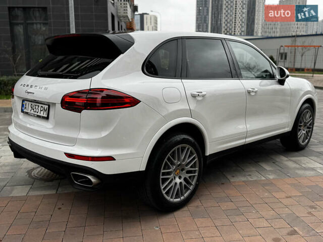 Білий Порше Cayenne, об'ємом двигуна 3.6 л та пробігом 150 тис. км за 29700 $, фото 9 на Automoto.ua