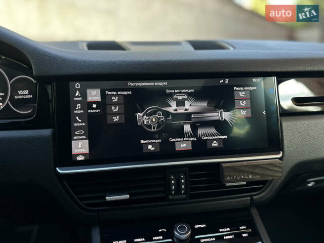 Белый Порше Каен, объемом двигателя 3 л и пробегом 105 тыс. км за 48500 $, фото 35 на Automoto.ua