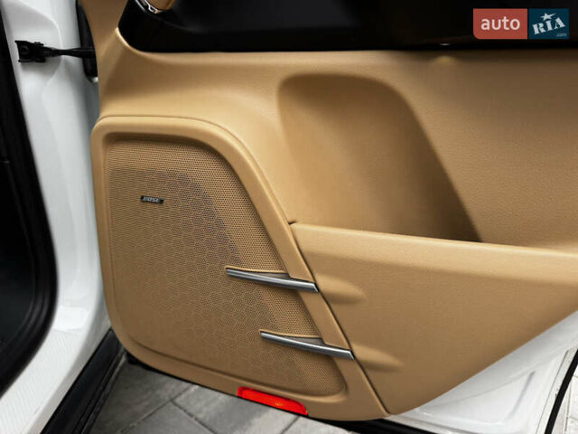 Білий Порше Cayenne, об'ємом двигуна 3.6 л та пробігом 150 тис. км за 29700 $, фото 31 на Automoto.ua