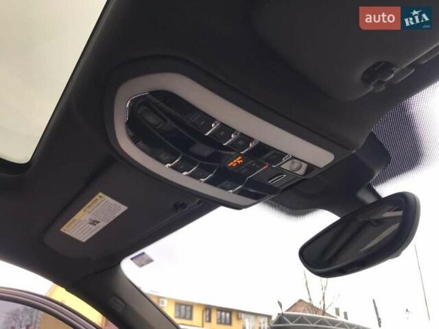 Білий Порше Cayenne, об'ємом двигуна 3.6 л та пробігом 89 тис. км за 32900 $, фото 31 на Automoto.ua