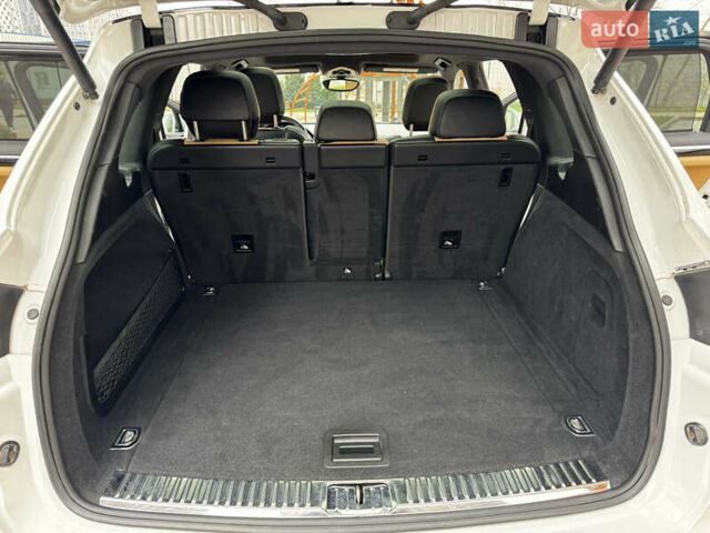 Білий Порше Cayenne, об'ємом двигуна 3.6 л та пробігом 150 тис. км за 29700 $, фото 27 на Automoto.ua