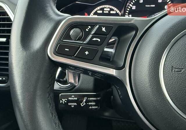 Белый Порше Каен, объемом двигателя 3 л и пробегом 137 тыс. км за 43000 $, фото 15 на Automoto.ua