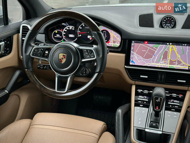 Белый Порше Каен, объемом двигателя 3 л и пробегом 179 тыс. км за 47800 $, фото 55 на Automoto.ua