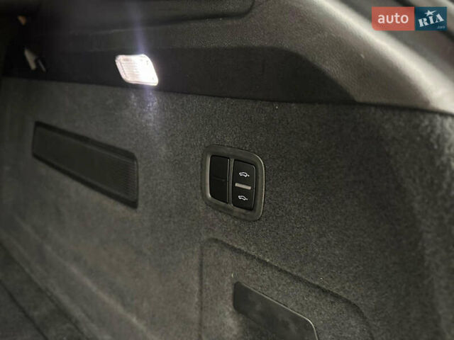 Белый Порше Каен, объемом двигателя 3 л и пробегом 179 тыс. км за 47800 $, фото 30 на Automoto.ua