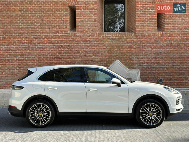 Белый Порше Каен, объемом двигателя 3 л и пробегом 105 тыс. км за 48500 $, фото 6 на Automoto.ua