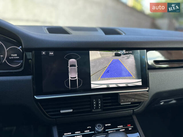 Белый Порше Каен, объемом двигателя 3 л и пробегом 105 тыс. км за 48500 $, фото 30 на Automoto.ua