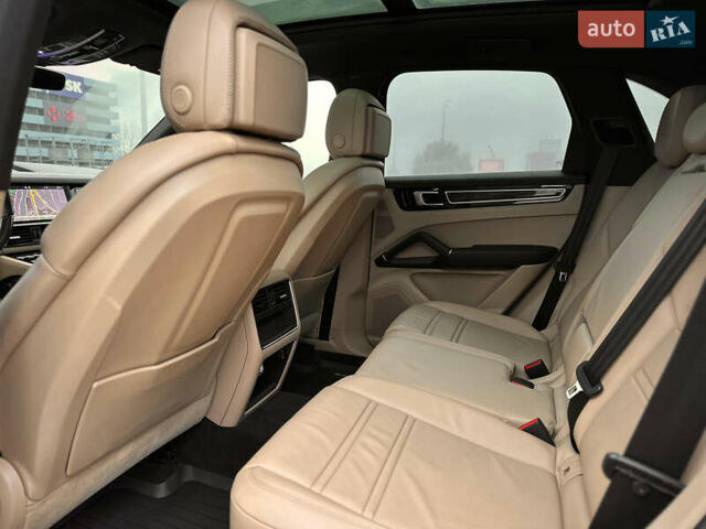 Белый Порше Каен, объемом двигателя 3 л и пробегом 179 тыс. км за 47800 $, фото 50 на Automoto.ua