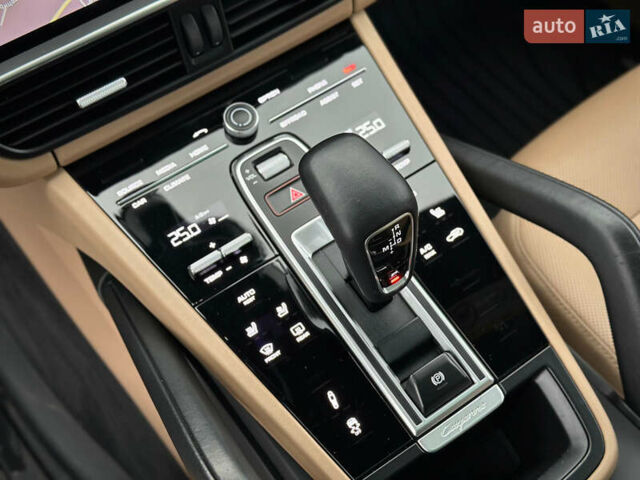 Белый Порше Каен, объемом двигателя 3 л и пробегом 179 тыс. км за 47800 $, фото 69 на Automoto.ua