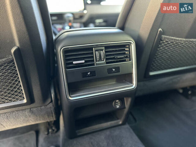 Белый Порше Каен, объемом двигателя 3 л и пробегом 105 тыс. км за 48500 $, фото 41 на Automoto.ua