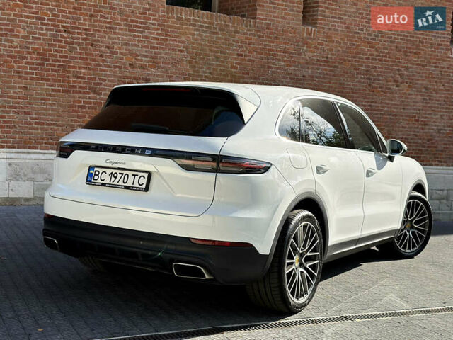 Белый Порше Каен, объемом двигателя 3 л и пробегом 105 тыс. км за 48500 $, фото 8 на Automoto.ua