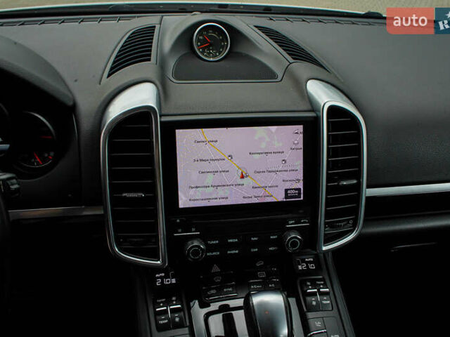 Білий Порше Cayenne, об'ємом двигуна 3.6 л та пробігом 124 тис. км за 28700 $, фото 23 на Automoto.ua