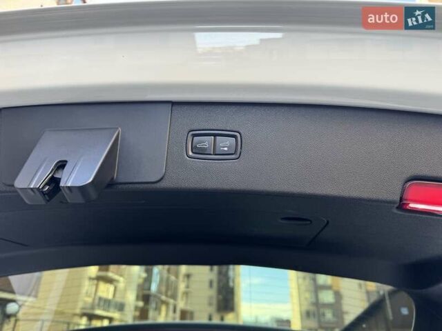 Білий Порше Cayenne, об'ємом двигуна 2.89 л та пробігом 115 тис. км за 49800 $, фото 21 на Automoto.ua