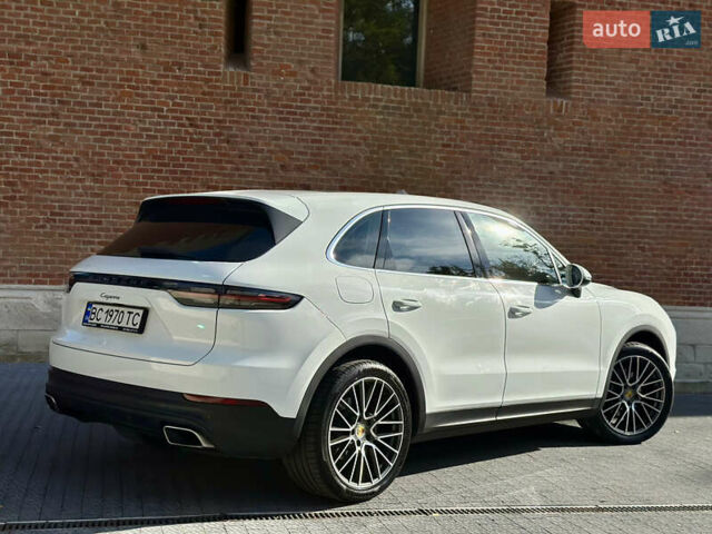 Белый Порше Каен, объемом двигателя 3 л и пробегом 105 тыс. км за 48500 $, фото 9 на Automoto.ua